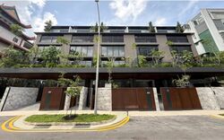 Shrewsbury Road (D11), Terrace #551960951